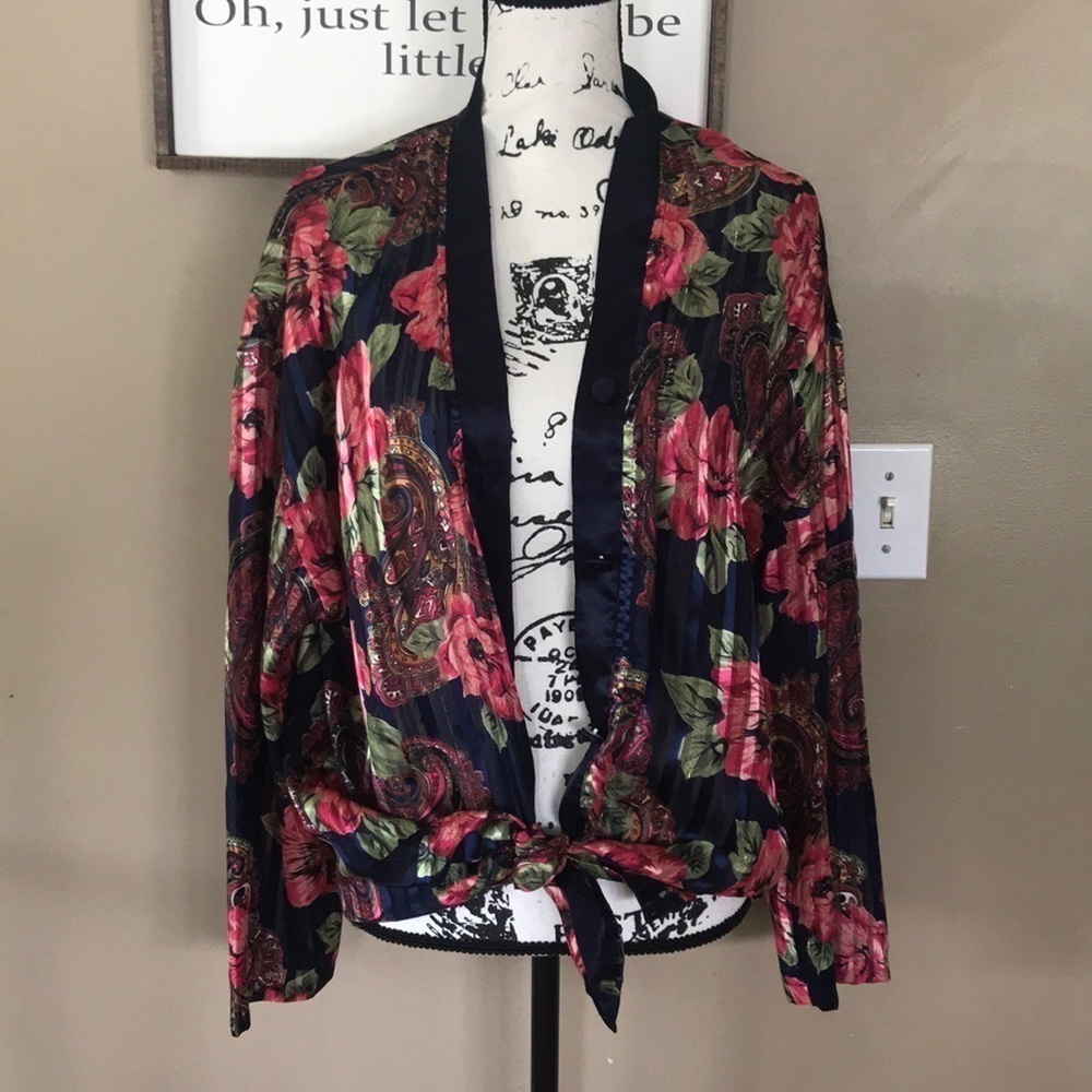 Victorious secret floral kimono cover up size L